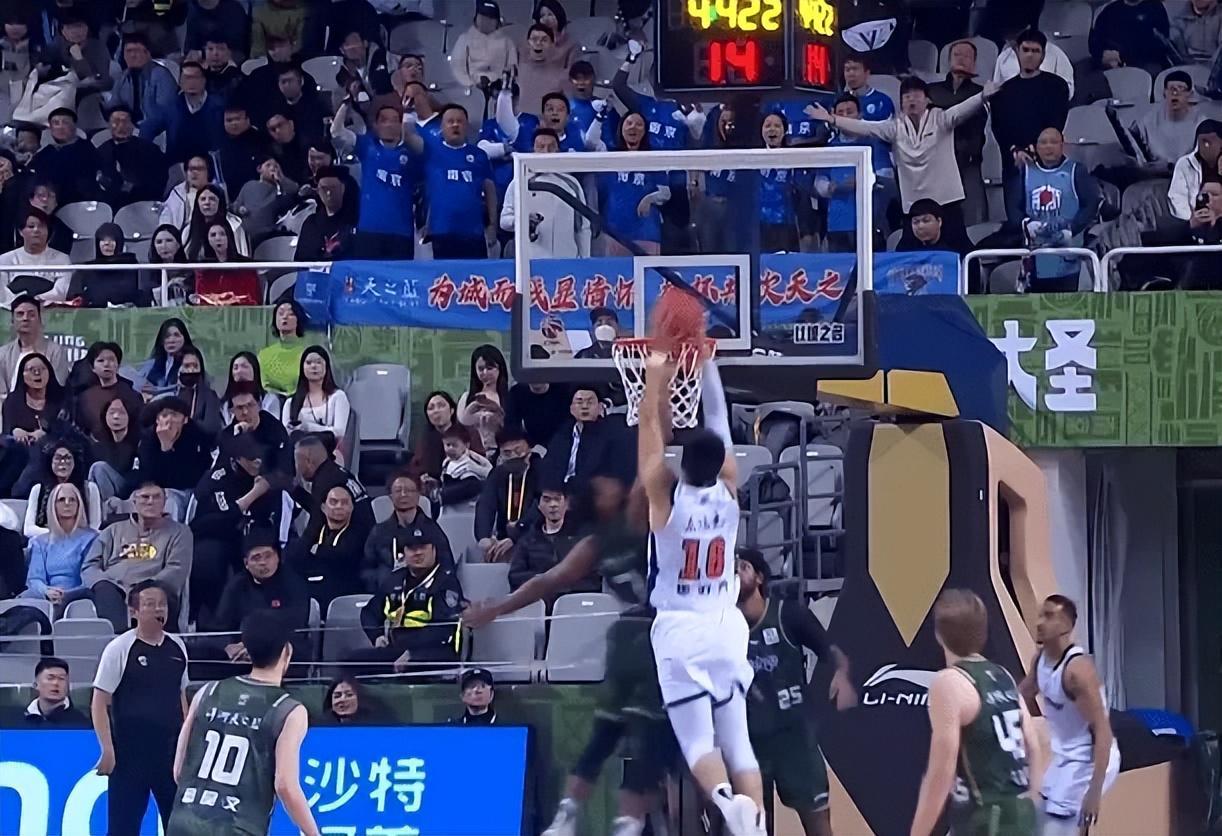 开云-广东87-71战胜同曦 球员评价：焦泊乔满分，4人及格，5人低迷